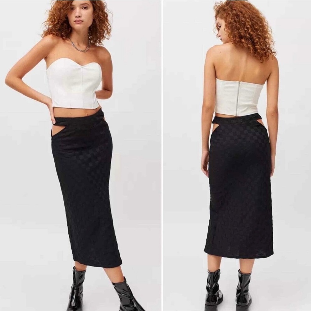 UO Delia V-Strap Knit Midi Skirt